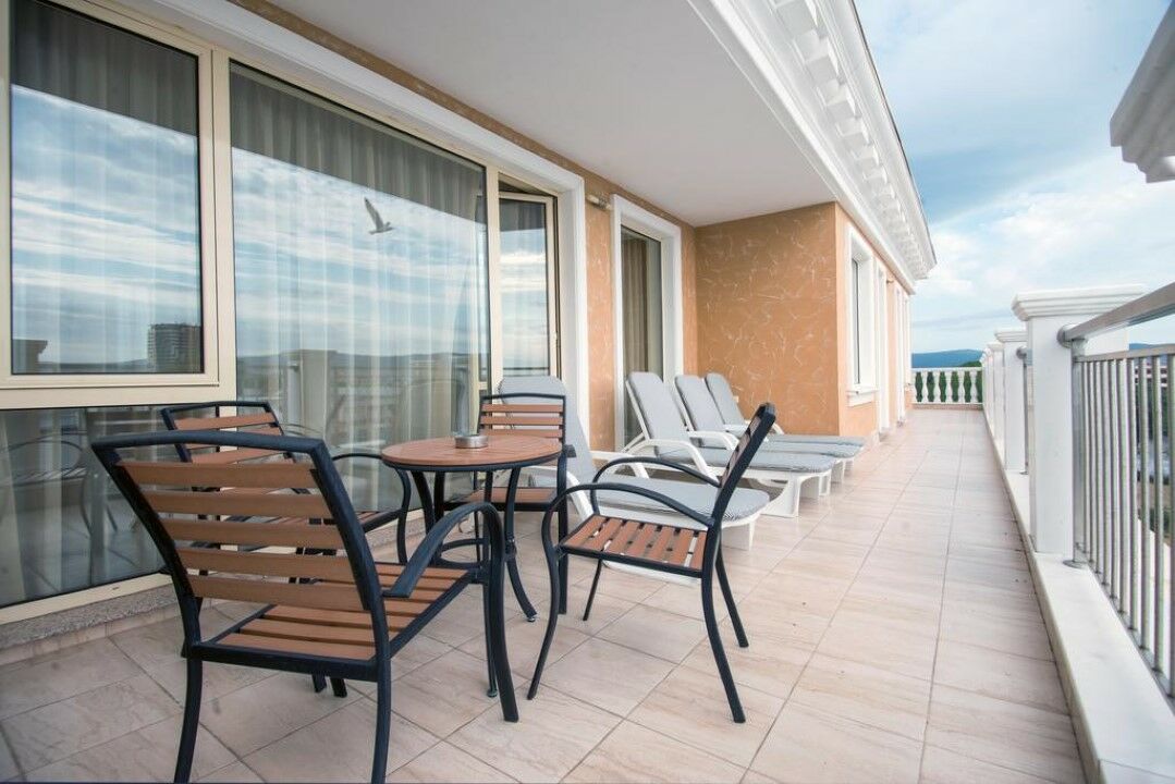 Tm Deluxe Hotel Slantschew brjag Exterior foto